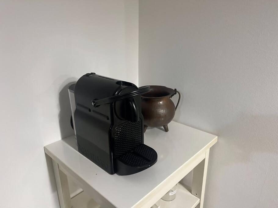 Florence Place Apartment Милано Екстериор снимка